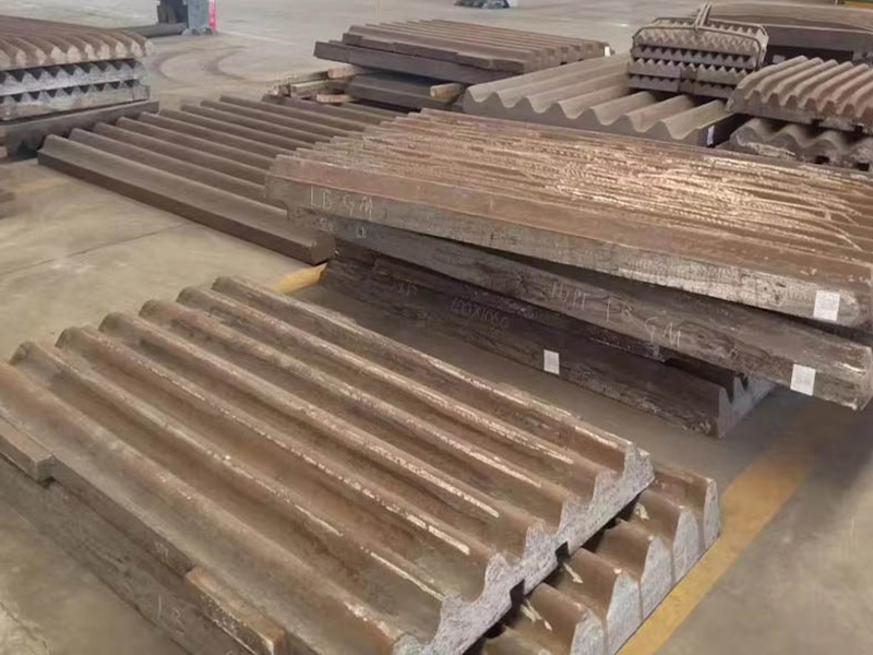 peças de desgaste de britador de mandíbula de qualidade, placas de mandíbula móveis e fixas, preço de britador de mandíbula para venda